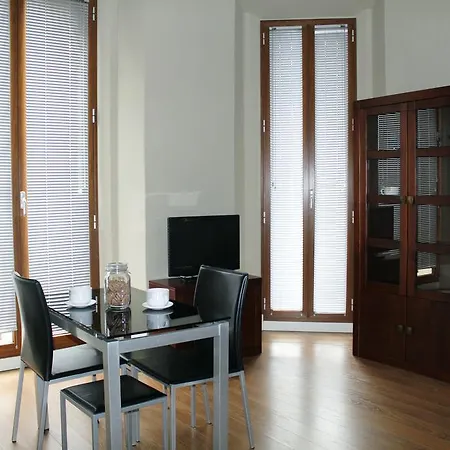 Caesarina Apartman *